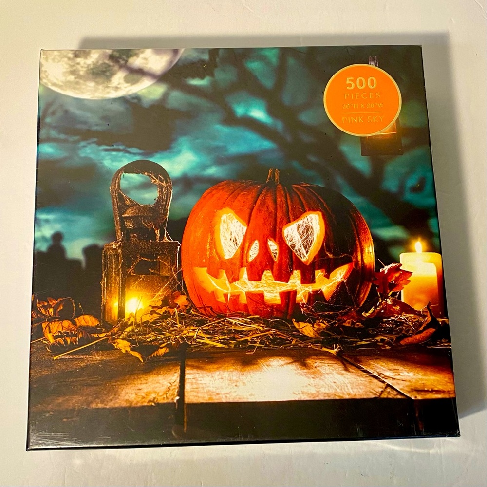 NEW Halloween Mischief Night 500 Pc Puzzle Pink Sky Jigsaw Puzzle Jack O Lantern